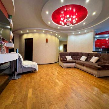 Затишна квартира 86м2 по вул.Стуса