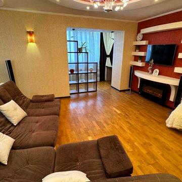 Затишна квартира 86м2 по вул.Стуса