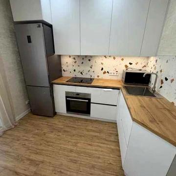 Продам 1 комнатную квартиру ‼️С ремонтом‼️в ЖК Ньютона, Слободской р-н, id 23742 - ЖК Ньютона