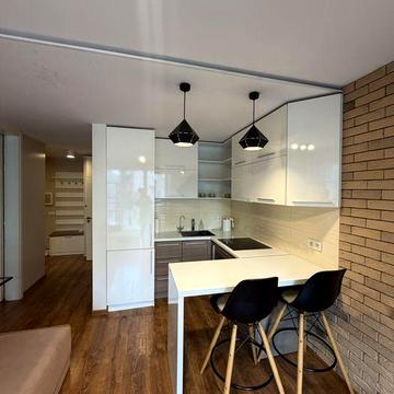 Оренда квартири-студії 40 м² | Центр | Закритий двір | Паркінг