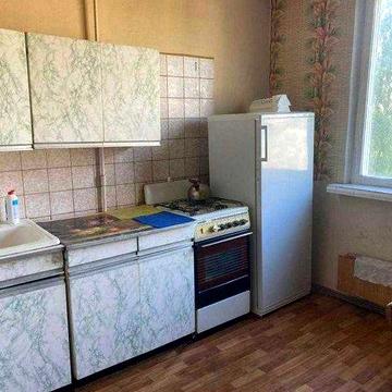 Продам 2к  квартиру в Індустріальному районі