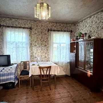 Продам дом в Люботине , рядом с прудом