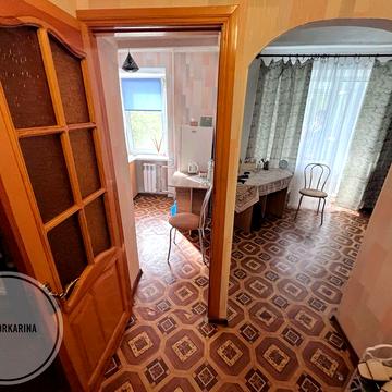 Продаж 1к квартири Космонавтів/Китобоїв на 4 поверсі з 5