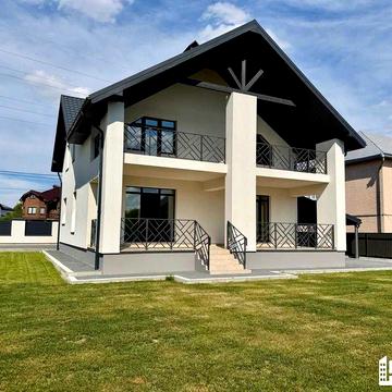 Просторий будинок 221 м² у Крихівцях | Міські комунікації | Газ | 10 соток
