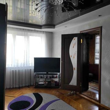 2 кімнатна квартира покращенного планування на Келецькій (р-н Вишенька), біля маг. «Сільпо».