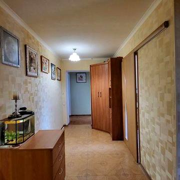 Продам 3 комнатную квартиру Новые Дома Л.Ландау 12