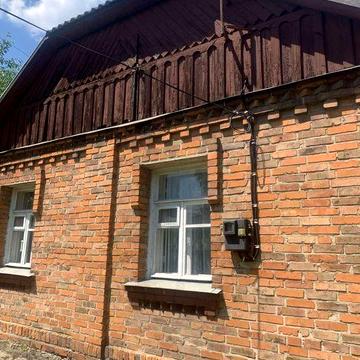Будинок зі зручностями в центрі міста