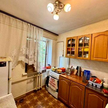 Срочная продажа! 1 комнатная квартира Кирпичный газовый дом Сегедская/Армейская/парк Победы 31900у.е