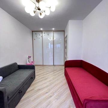Продам 1-но кімнатну квартиру в новобудові в центрі
