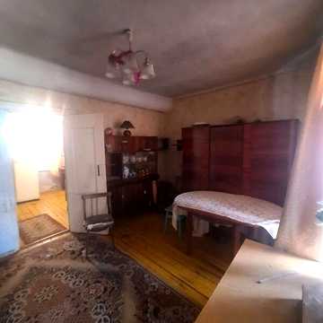 Продаж 1к Дім Центральна вулиця