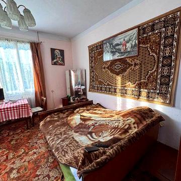 Продається добротний цегляний будинок