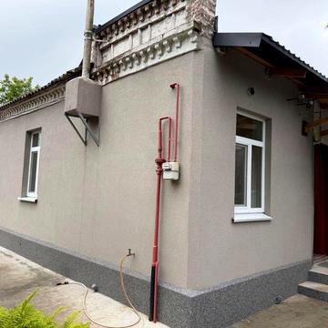 Продається затишна частина будинку з окремим входом та власним двором у Новокодацькому районі м. Дніпро (вул. Тираспільська).