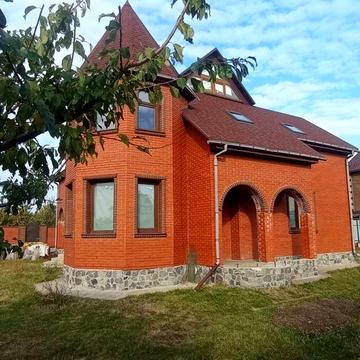 Продається ексклюзивний будинок для Вашоі творчості по його оздобленню