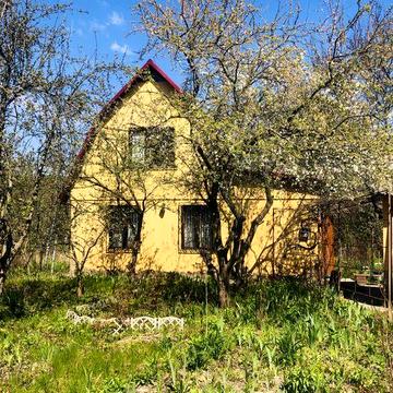 с.Кожухівка (Глеваха) Данилівка.Продам дачу з ремонтом.Нова проводка, сауна, душовий бокс