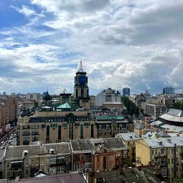 Квартира 3к 145 м у центрі Києва, Тераса, м.Хрещатик, Палац Спорту, 2 паркінги