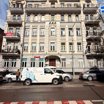 Продаж квартири 186м2 на Ярославо валу 38! Вігідна ціна !