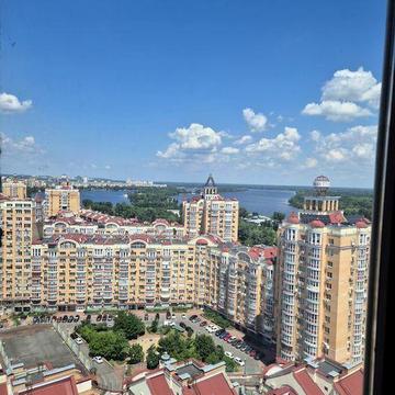 Продам 2к квартиру .В.Івасюка 4а ЖК Оазис