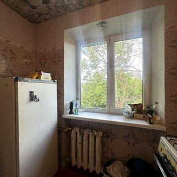 Продам 2 комнатную квартиру Героев Крут ( Терешковой) Черемушки