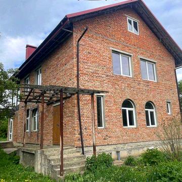 Продається будинок 2 поверхи с. Червона Чагарівка