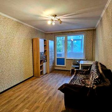 Оренда 1 к. квартири Залютино 10 хв. Холодна Гора