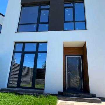 Продаж будинку 108,8м2, 2 паркомісця, Погреби, Троєщина, єОселя