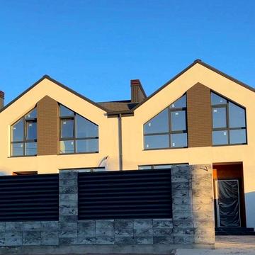 Продаж таунхаус, квартира 65м2 з двориком Погреби, Троєщина, єОселя