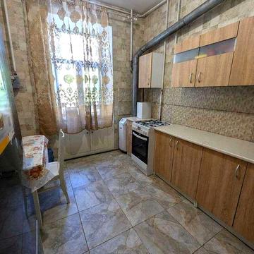 Продается просторная квартира в центре Одессы на М.Арнаутской, 62м²