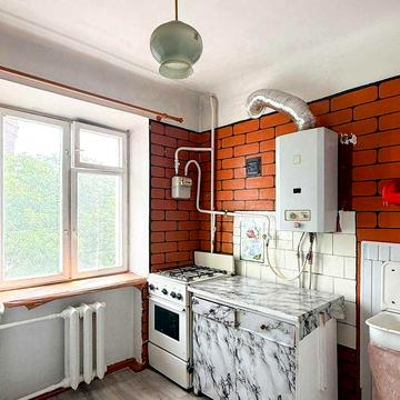 Продаж 2-кімнатної квартири на 3-му поверсі. 47 м2. вул. Стуса