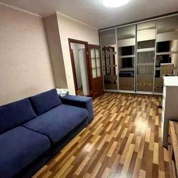 1-кімнатна по вул. Княжий Затон, 16 метро Осокорки, Позняки
