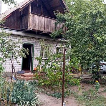 Продаж 2 поверхового будинку з верандою і ділянкою на 6 соток, 48.8 кв. м, 4 кімнати, на Лісна 294
