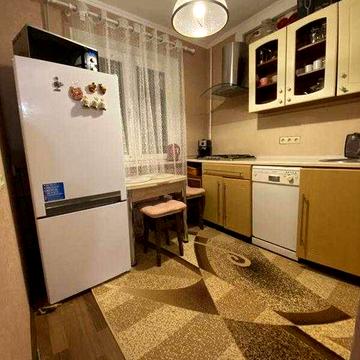 Продам 1 к квартиру на Нових Будинках.