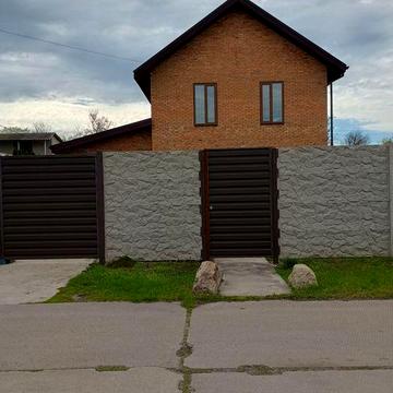 Продам новий  будинок в Золотоноші