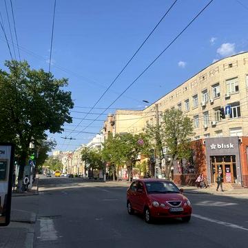 1 кімнатна НЕ кутова квартира з Автономкою!ЦЕНТР!Можно і єВідновлення!