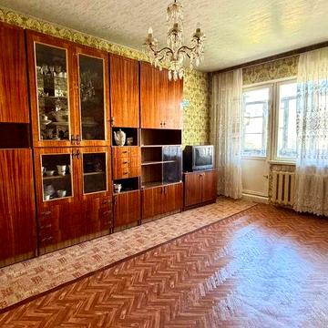 Продаж 2-кімнатна квартира м. Обухів вул. Київська