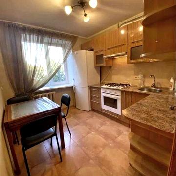 Продам 2х комн квартиру на  ХТЗ, 3/5 с капит ремонтом