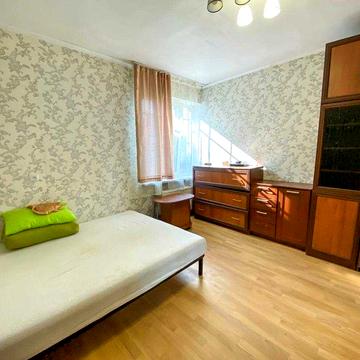 Продаж будинку 100м2 з землею 1.7сот по вул. Новознесенська (окремостоячий зі всіма центральними комунікаціями)