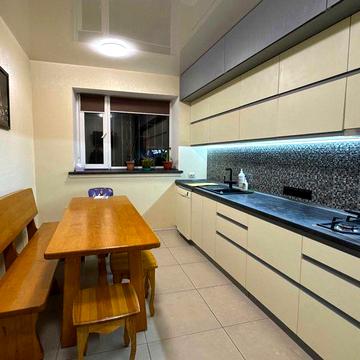 Продаж будинку. 350 м2. 16 соток. Гараж, басейн, баня, камін. №4993