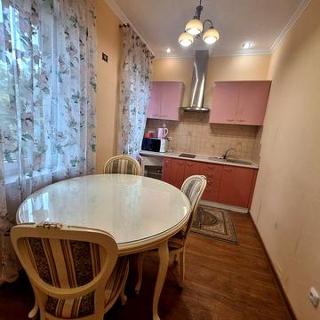 Продаж 2 кім апартаментів в готелі у Трускавці