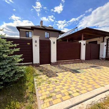 Продам шикарный частный дом в Молодёжном