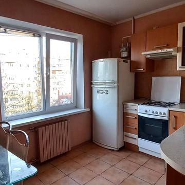 Героїв просп., 40