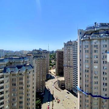 Продам квартиру в ЖК Чудо город на ул. Среднефонтанская