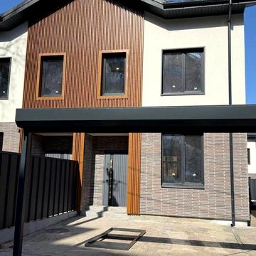 Дуплекс у центрі  Ірпеня з центральними комунікаціями та газом