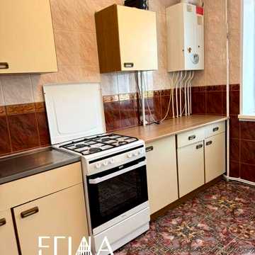 Продаж 3-кімнатної квартири Попова АГО