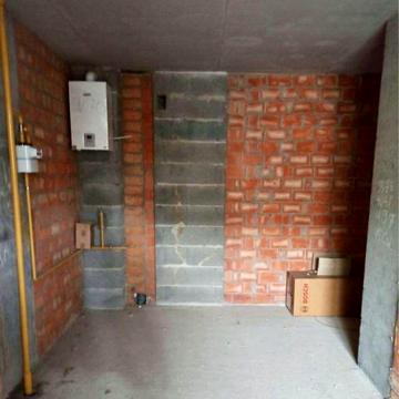 2-к квартира біля лісу, з шаидким виїздом на Київ! Вигідна ціна! Газове опалення!
