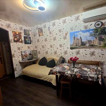 Продам 3-комн квартиру в районе Ковалевской Софьи ул.