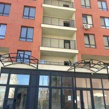 Продається 1-кімнатна квартира в новобудові на Сахарова, з видом на море