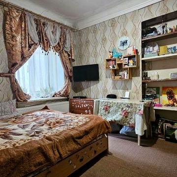 Продам 2-кімнатну квартиру з індивідуальним опаленням