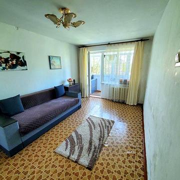 Продам 2-кімнатну квартиру  з усім (48 м.кв.)