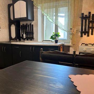 Дом 98,4 м² на красной линии в Днепре — мебель, техника, гараж, зона отдыха!