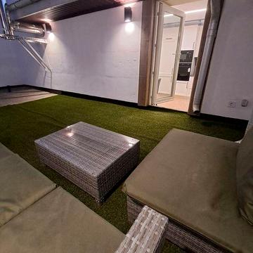 Продаж квартири з каміном та терасою